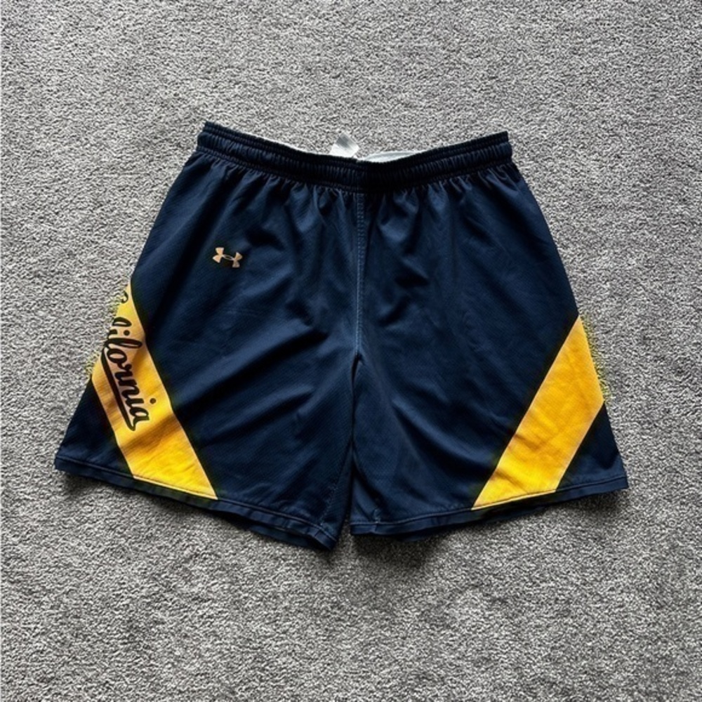 Under Armour California Golden Bears Shorts Size Large